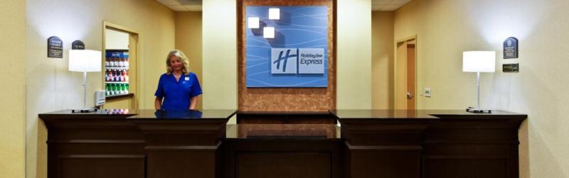 Holiday Inn Express & Suites Morristown By Ihg Exterior foto
